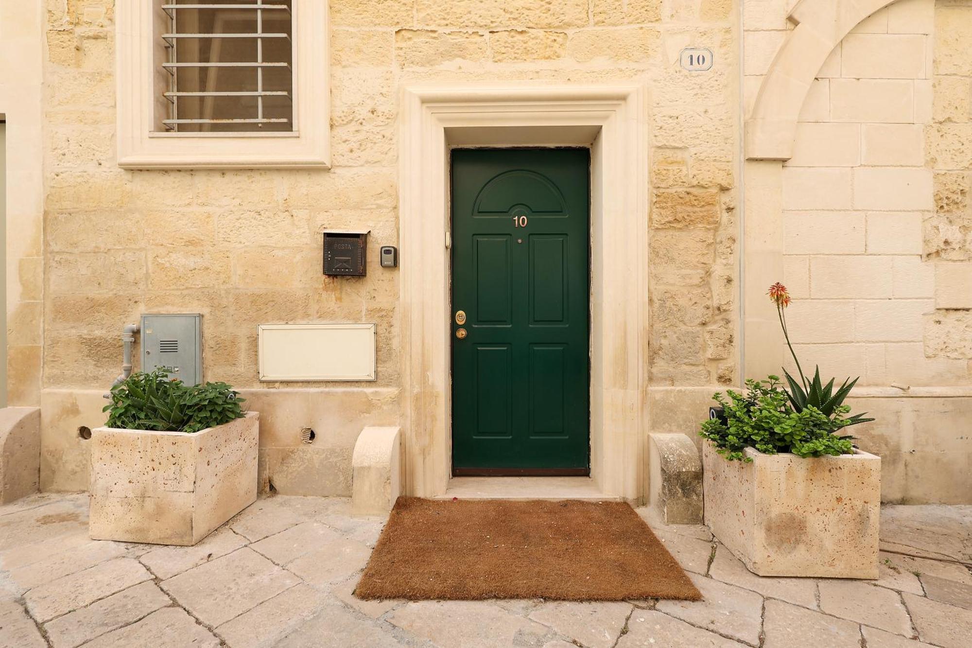 Goodstay La Suite 10 - Rooms - Lecce Luaran gambar